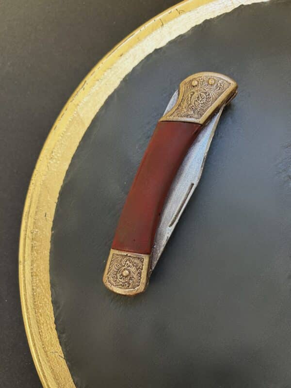 Pocketknife