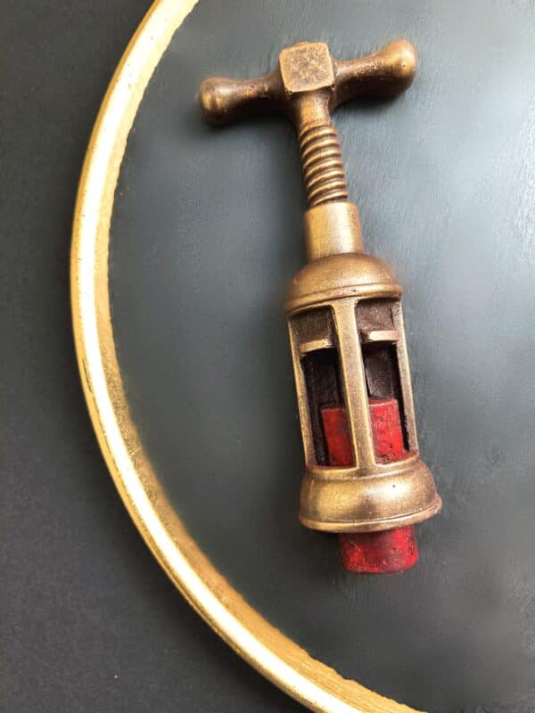 Corkscrew gold