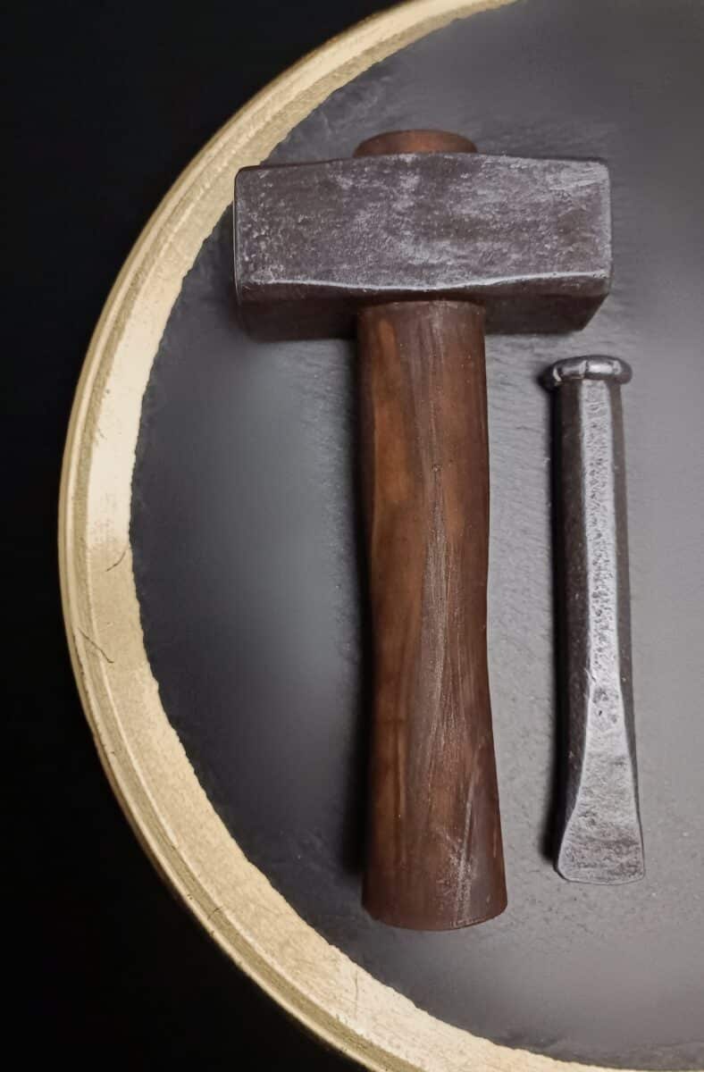 Sledge hammer and chisel