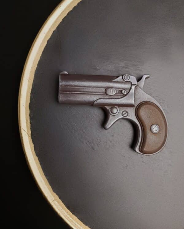 Gun
