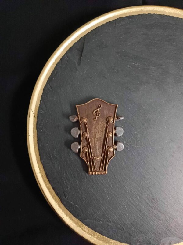 Guitar head